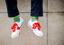 Načíst obrázek do prohlížeče Galerie, Toetkanička Sebastien (kulatá tenká voskovaná, červená)